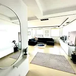 Seaside Loft 16